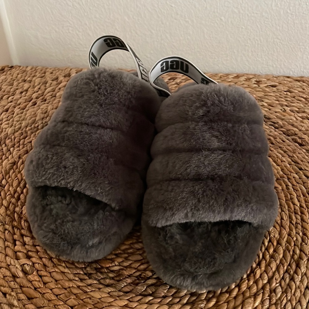 UGG Fluff Yeah Slide